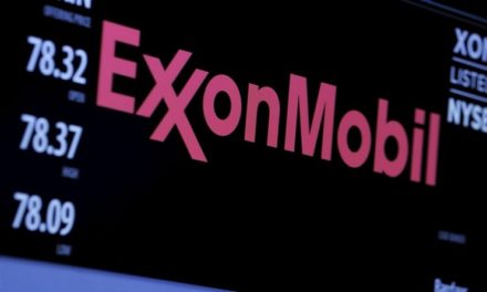 ExxonMobil en caída libre tras baja de acciones por tercer día consecutivo