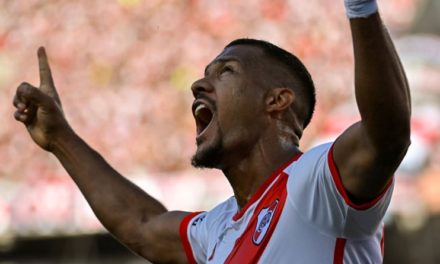 River Plate avanza a semifinales con gol de Salomón Rondón