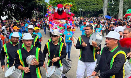 Realizaran concursos para Carnavales Turísticos Internacionales 2024