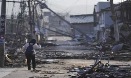 Número de fallecidos por terremoto en Japón asciende a 220