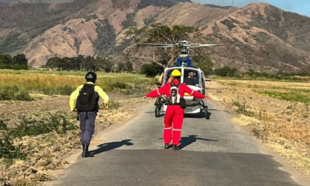 Guardaparques y bomberos  sofocaron incendio desde Caño Colorado hasta Topo-La Virgen
