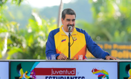 Nicolás Maduro: Vamos juntos a construir el país que todas y todos queremos