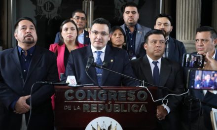 Ordenan repetir elección de directiva del Parlamento de Guatemala