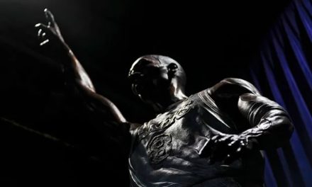 Los Lakers inauguraron la estatua de Kobe Bryant