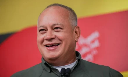 Diosdado Cabello invita a sintonizar programa aniversario de Con el Mazo Dando