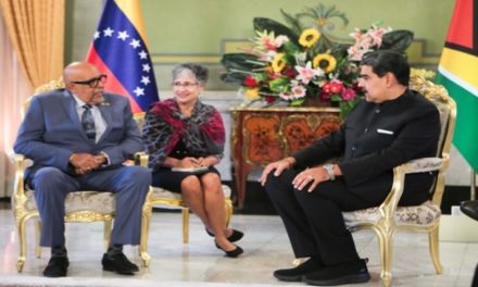 Presidente Maduro dio la bienvenida a seis nuevos Embajadores en Venezuela