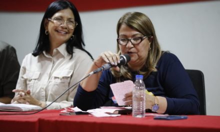 Educadores de Aragua participaron en asamblea sobre la trasformación social