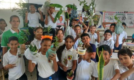 Ecologistas impulsan las 3R: Reutilizar, Reciclar y Reducir en escuelas de Aragua