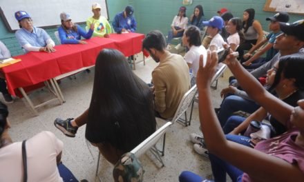 Plan «Amor en Acción» favoreció a más de mil 800 familias en Libertador