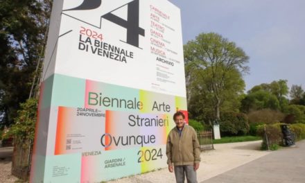 Juvenal Ravelo llega al pabellón de Venezuela en la Bienal de Arte de Venecia