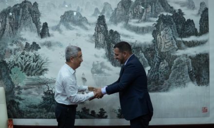 Delegación de Shenzhen sostuvo encuentro con embajador de Venezuela en China