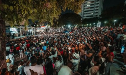 Más de 4 mil personas disfrutaron de la cruzada evangelista «No Todo Está Perdido»