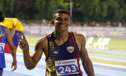 Venezolano Kelvis Padrino gana los 400 metros en Challenger de Argentina