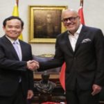 Presidente de la AN se reúne con delegación vietnamita