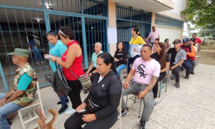 Pueblo sucrense mostró su participación en la Consulta Popular Nacional