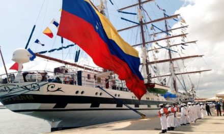Buque Escuela Simón Bolívar navega hacia nuevos horizontes