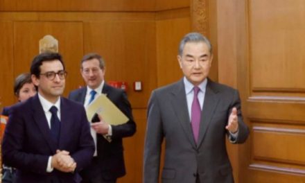 China y Francia acuerdan construir relación de mayor estabilidad