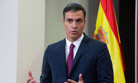 España rechazó ataques «infundados» de Milei contra Sánchez