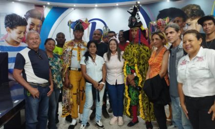 Biblioteca Virtual  recibió Cofradías de Diablos Danzantes de Aragua