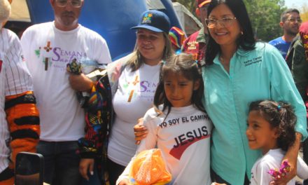 Gobernadora Karina Carpio ofreció un mensaje de fe, esperanza y solidaridad