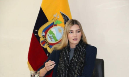 Ministra de Ecuador es convocada por la asamblea nacional por caso controvertido