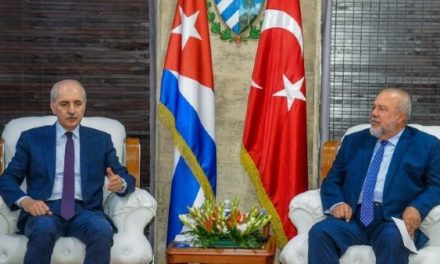 Cuba y Türkiye se comprometen a fortalecer sus relaciones