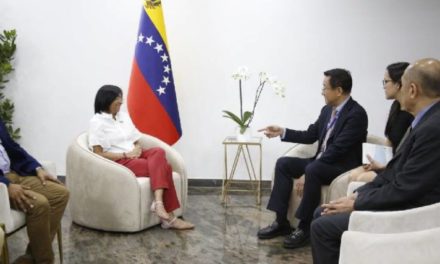 Venezuela impulsa alianzas tecnológicas y científicas con China
