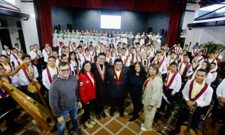 Casa de la Cultura de Sucre reabrió sus puertas con imponente acto musical