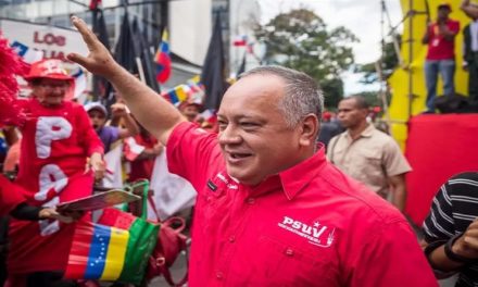 Diosdado Cabello pide cohesión de fuerzas revolucionarias para batalla del 28-J
