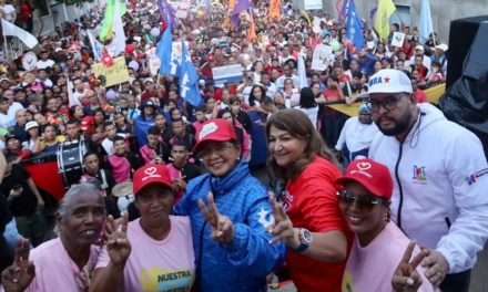 Militancia de FLA respaldó al presidente Nicolás Maduro