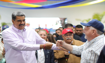 Presidente Maduro lidera jornada de trabajo con Abuelos y Abuelas de la Patria