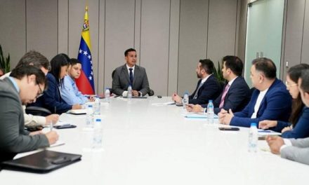 Delegación de empresarios turcos pacta acuerdos con Venezuela