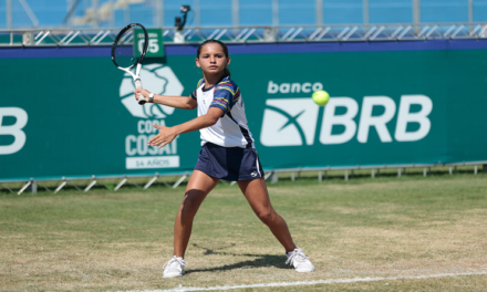 Tenista venezolana Claudia Chacón participa en Campeonato U14 de Wimbledon