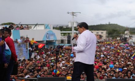 Pueblo de Upata recibIó al candidato revolucionario Nicolás Maduro