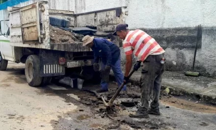 Gobierno de Ribas atendió al pueblo por las fuertes lluvias en La Victoria