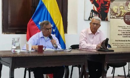 CNEH impulsa campaña en defensa de El Libertador Simón Bolívar