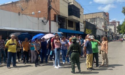 Pueblo aragüeño se hizo sentir en los diferentes centros electorales