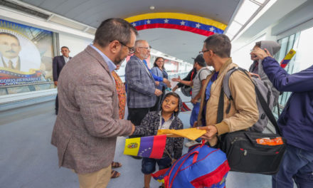 Arribaron venezolanos provenientes de México con Gran Misión «Vuelta a la Patria»