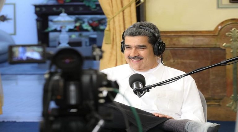 Jefe de Estado invita sintonizar episodio 13 de Maduro Podcast