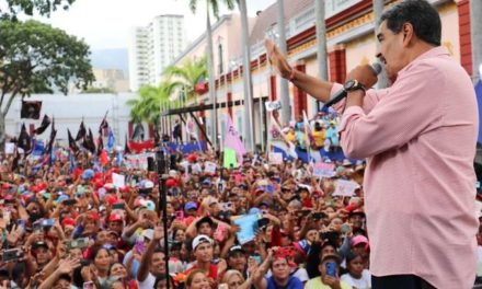 Jefe de Estado firmó punto de cuenta para suspender X por 10 días en Venezuela