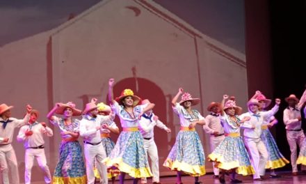 Cinco generaciones de Danzas Aragua celebraron su 55° Aniversario en el TOM