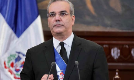 Presidente dominicano Luis Abinader asumió su segundo mandato