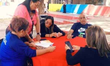 Concejales de MBI realizaron Consulta Pública de nueva Ley Contra el Fascismo