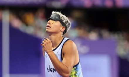 Enderson Santos ganó oro en Paralímpicos París 2024