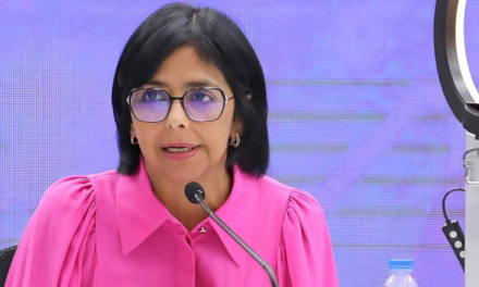 Vicepresidenta Rodríguez a Abinader: Póngase a derecho y páguele a Venezuela