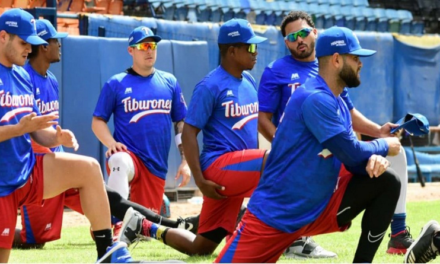 Tiburones inician entrenamientos con miras a la temporada 2024-2025