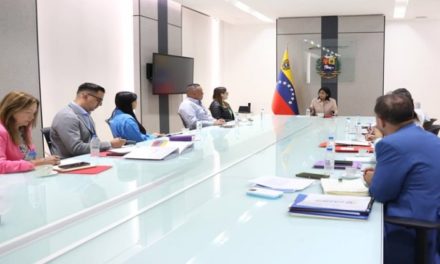 Gobierno nacional desarrolla estrategias para comunalizar gestión de trabajo