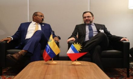 Canciller Yván Gil se reunió con el Primer Ministro de Antigua y Barbuda