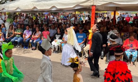 Zamora celebró con fervor Sesión Solemne a San Francisco de Asís