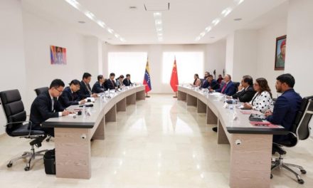 Delegación del PSUV llegó a China con agenda de trabajo